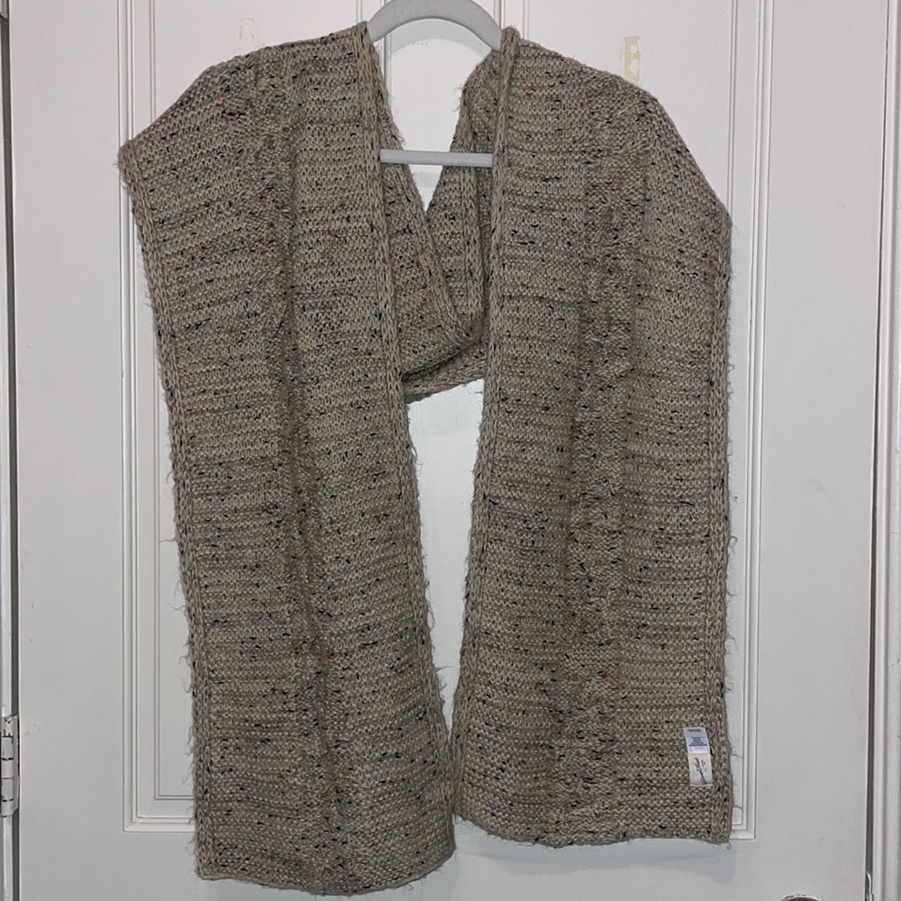Universal thread scarf & glove set
